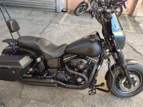 HARLEY-DAVIDSON DYNA FAT BOB 